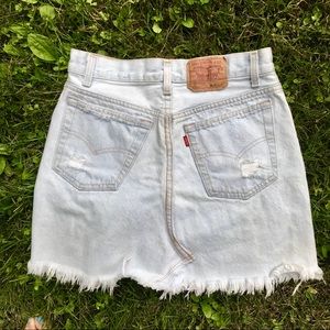 Distressed Light Wash Denim Levi’s Skirt